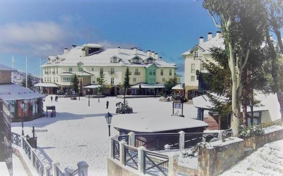 Ski Plaza Sierra Nevada & Zona Baja Exterior foto